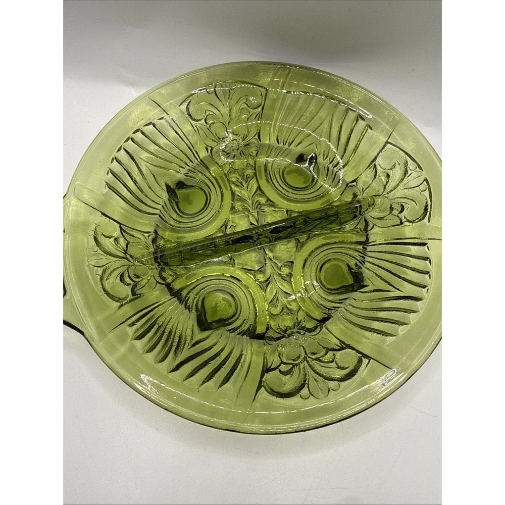 Vintage Indiana Killarney Divided Relish Dish‎ Nuts Candy Green 7.5